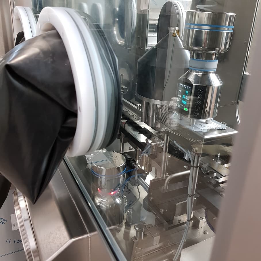 FS100 under VHP-dekontamineringstest i isolator